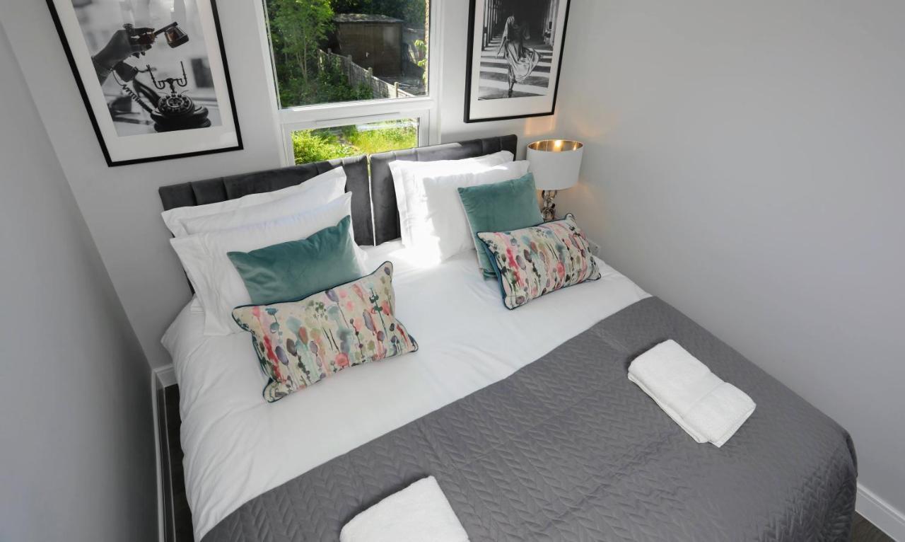 Aisiki Apartments At Stanhope Road, North Finchley, Airconditioned Multiple 2 Or 3-Bedroom, Pet-Friendly Duplex Flats, King Or Twin Beds, Airconditioned & Free Wi-Fi Extérieur photo