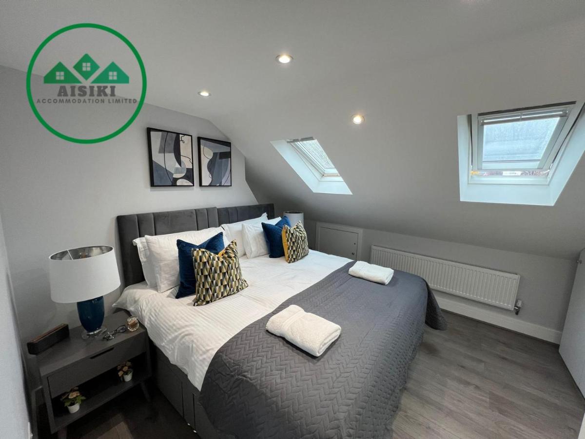 Aisiki Apartments At Stanhope Road, North Finchley, Airconditioned Multiple 2 Or 3-Bedroom, Pet-Friendly Duplex Flats, King Or Twin Beds, Airconditioned & Free Wi-Fi Extérieur photo
